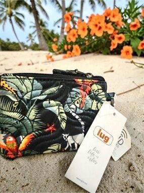 Lug Metro Wildlife Black Quilted Wallet with‎ Keychain NWT $33 MSRP